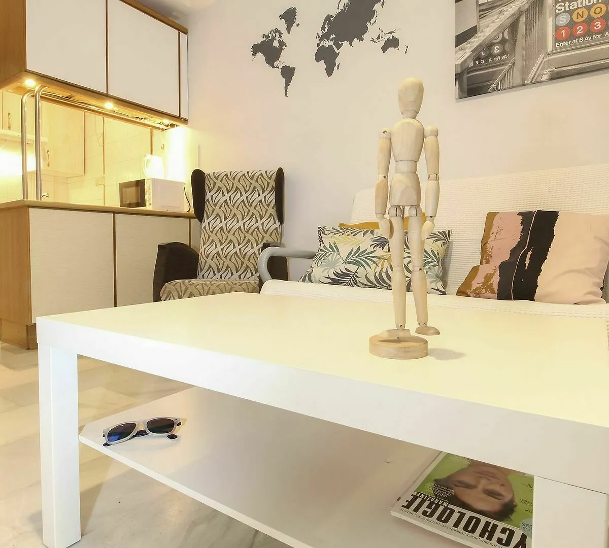 Deluxe Apartment In Altozano-Triana Seville Spain